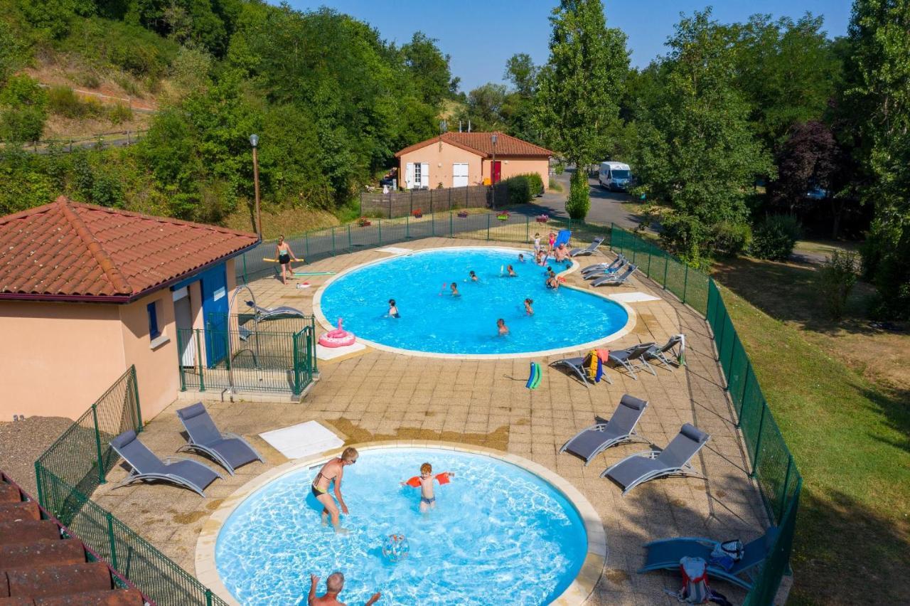Camping De La Bageasse Brioude Exteriör bild