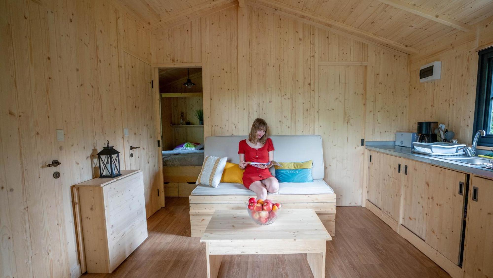 Camping De La Bageasse Brioude Exteriör bild
