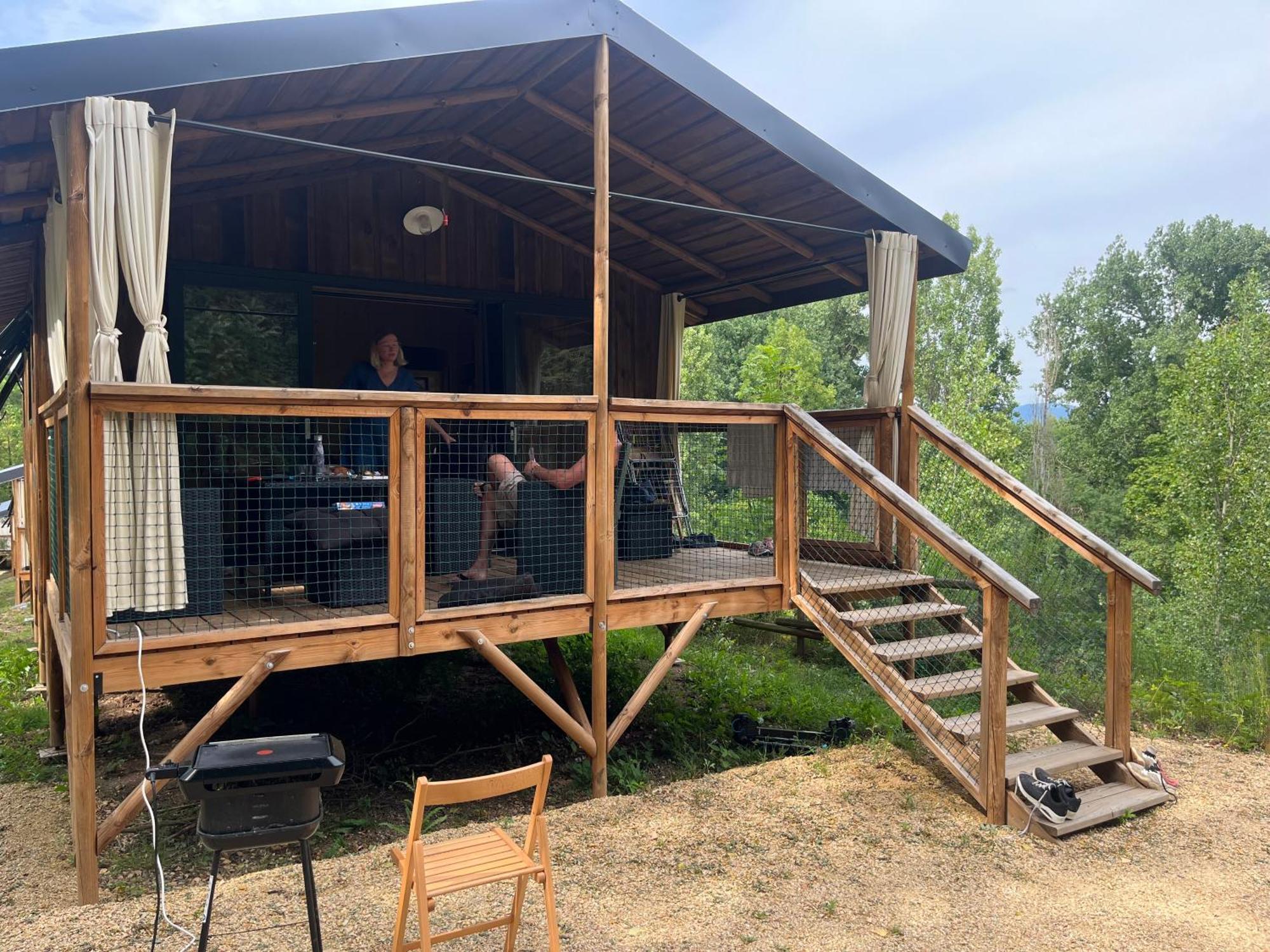Camping De La Bageasse Brioude Exteriör bild